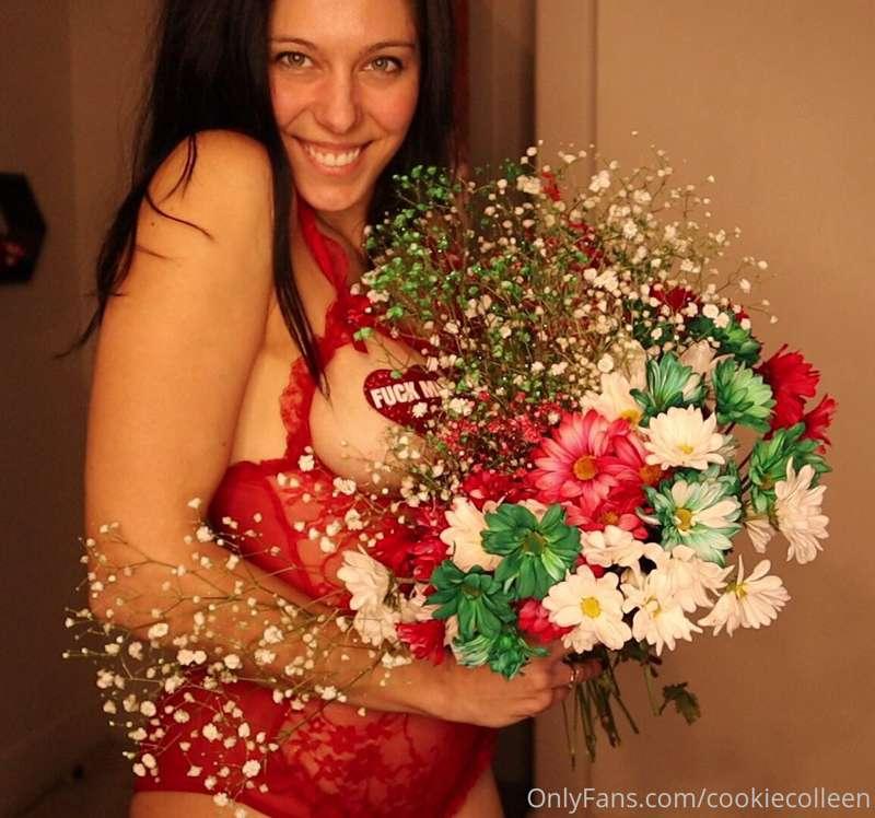 Happy Holidays!!! Festive colors for the occasion!