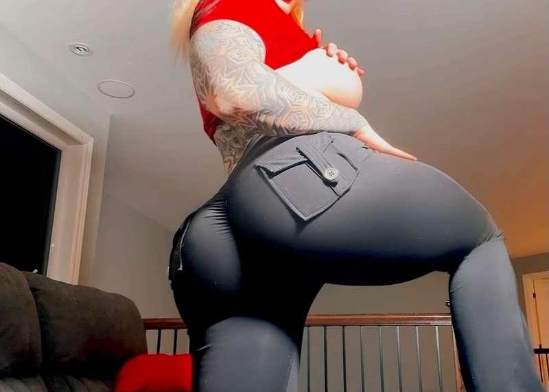 xinia_official image #1