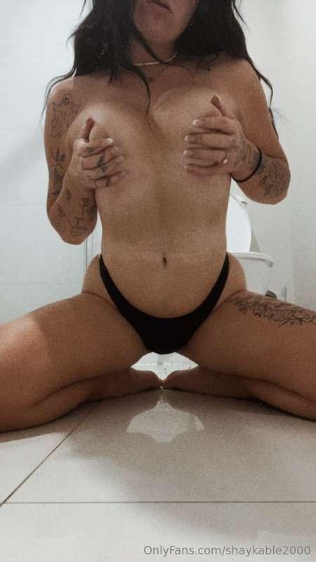 all new content out now, message me what you want to see bab..