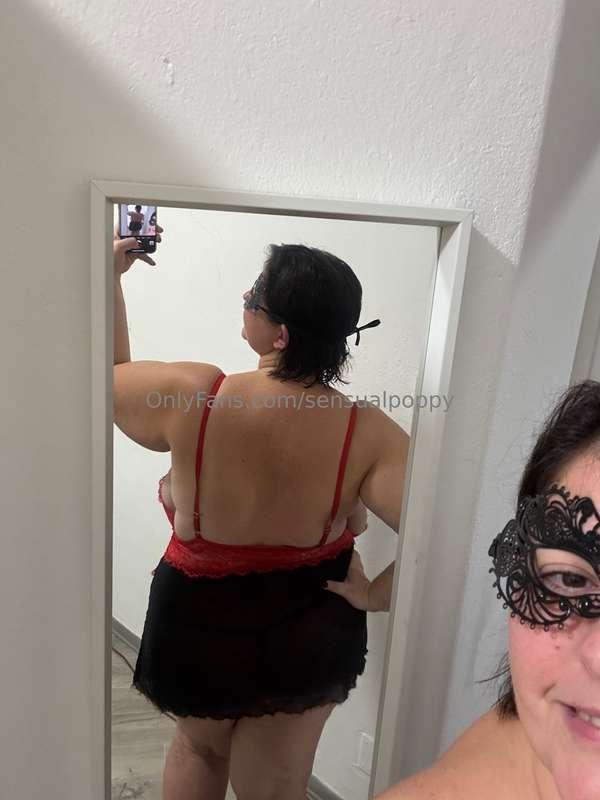 sensualpoppy image #1