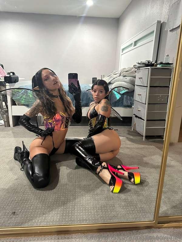 ask me about the sexy video I filmed with the gorgeous Viole..