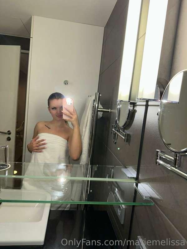 Aus der Dusche - immer feucht 💦