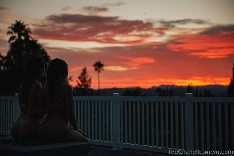 Two girls, one sunset 😉