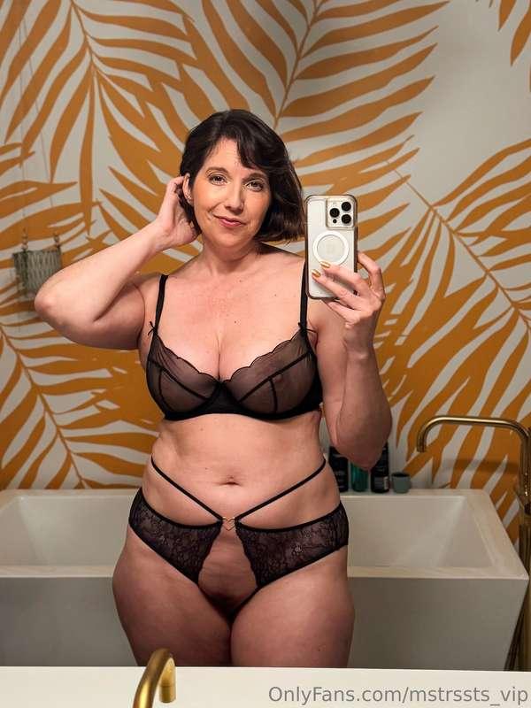 Maybe this set will get your attention ❤️‍🔥