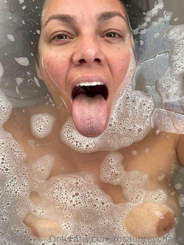 🫧🛁 care to join me?