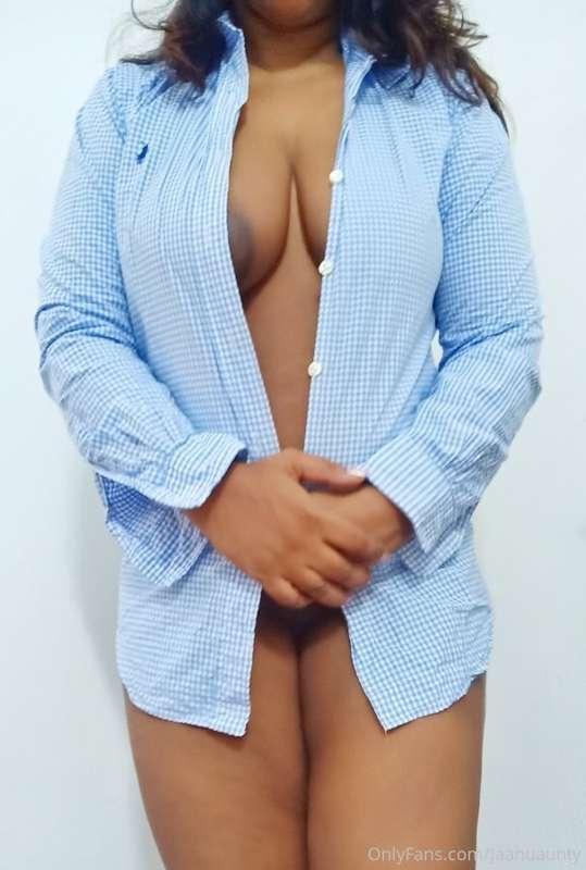 Hey guys...i love to wear only this shirt while i work.....b..