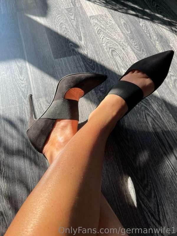 Do you like this? 🔥👠