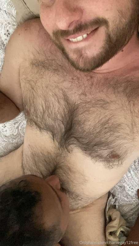 @axelito57 worships my balls while I jerk off. It’s one of m..