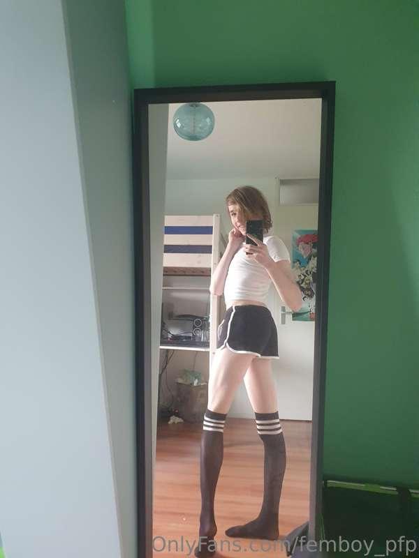 femboy_pfp image #3