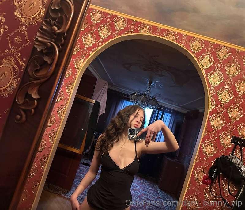 Let me distract you 👉@sweet.nataliiCute girl @sweet.natalii ..