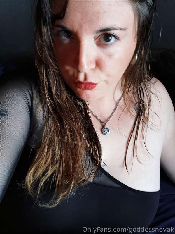 I'm bored of seeing myself in the same clothes... and you're..