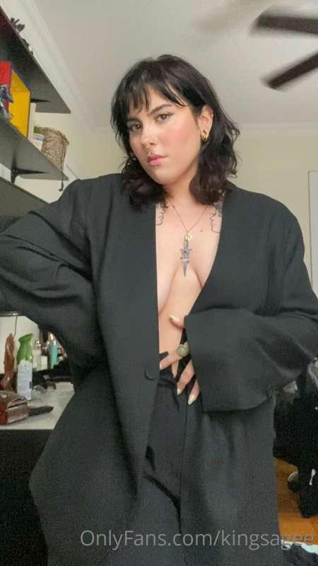 Some photos I got for an “androgyny” photo set I took for so..