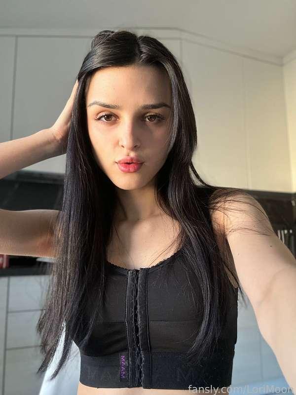 lorimoon image #1