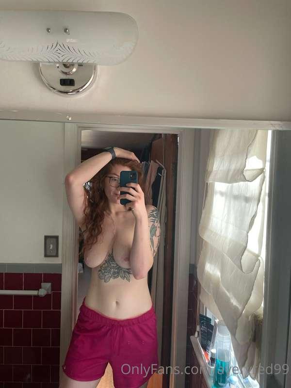 Morning loves 💜💜💜 My run went really well, just taking some ..