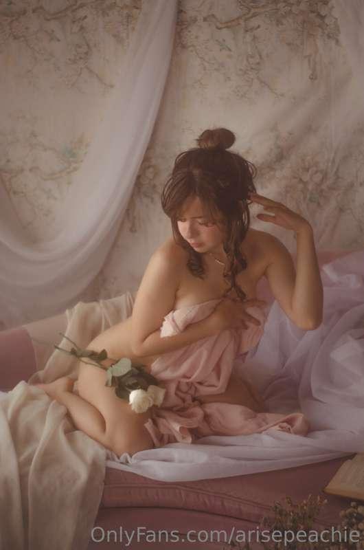 arisepeachy image #0