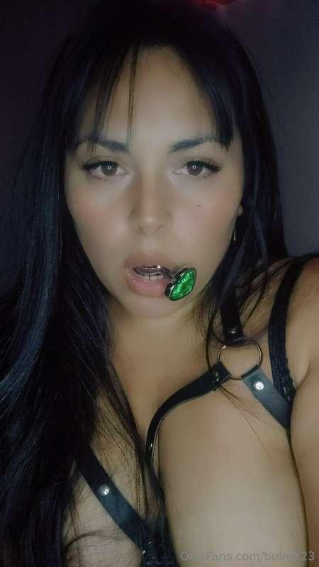 Just tell me what you want and I'll give it to you🔥👅♥️