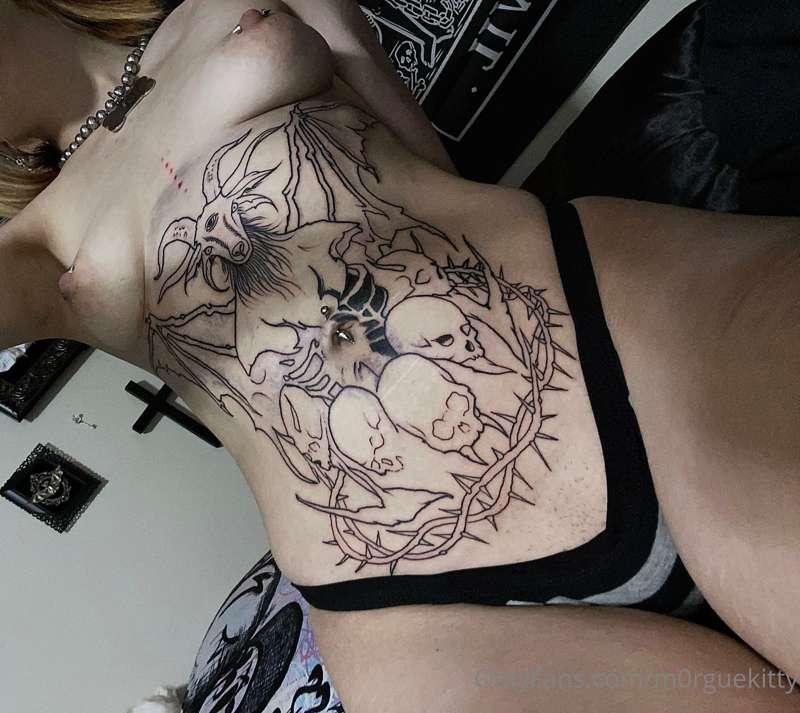 the start of somethin beautiful 😈
