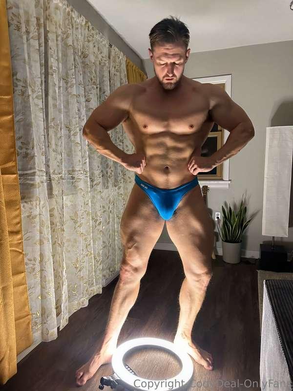 FULLY LIVE ORGASM/STROKE/CUMSHOW IN 48 HOURS - Friday, April..