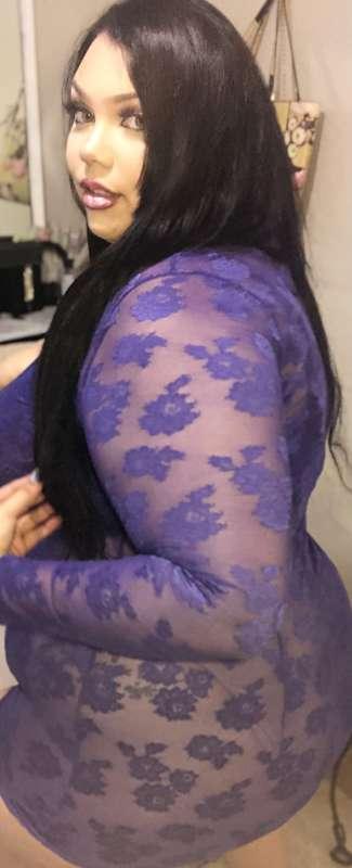 Hey babies! I made a really sexy dancing video in this dress..