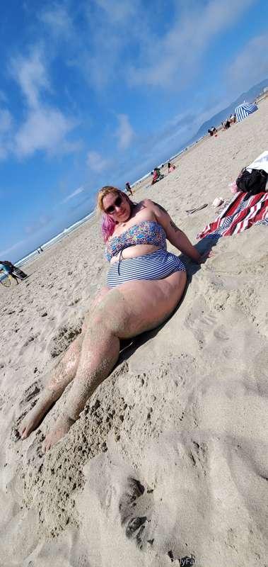 Sandy beach pictures coming your way ;)