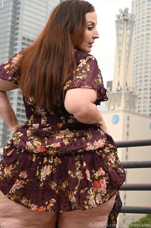 kourtneycakes image #0