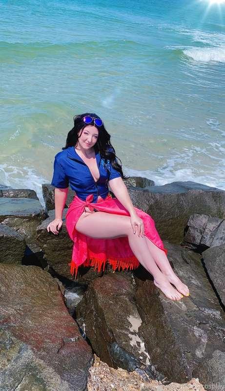 HAPPY SATURDAY! I miss the beach so much still