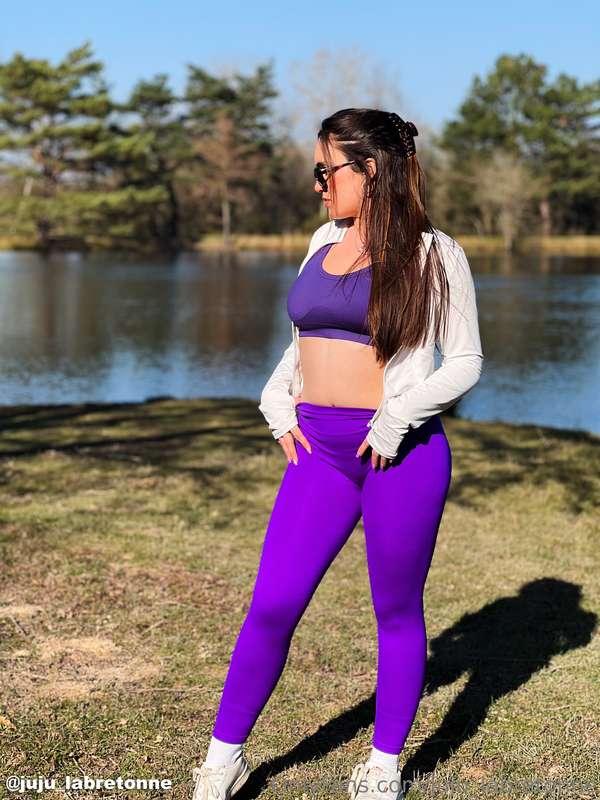 T'aimes ça quand je porte des leggings bien moulant en rando..