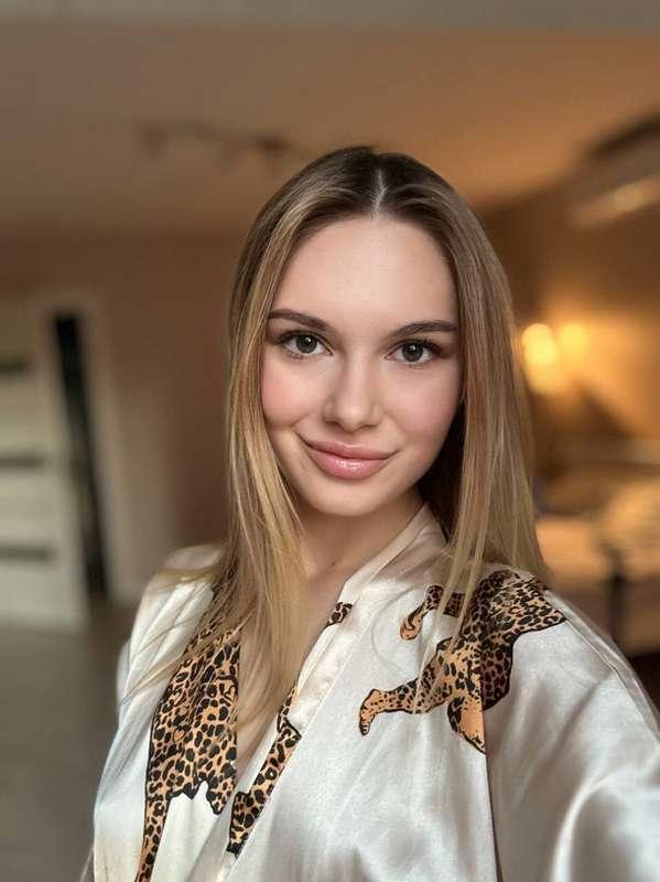 My thoughts are a maze, my feelings a mystery. I can be the ..