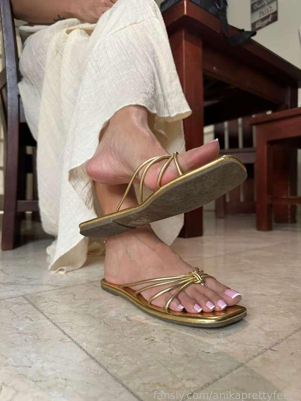 anikaprettyfeet_ image #14