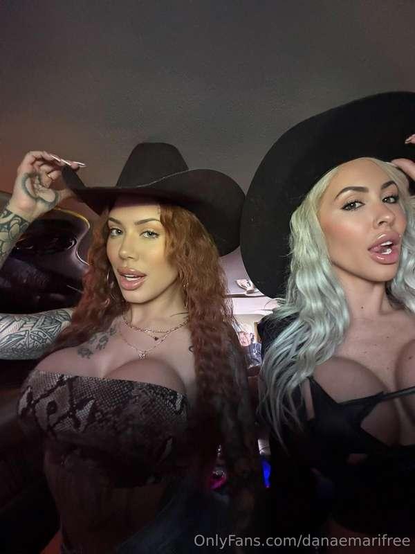 🤠