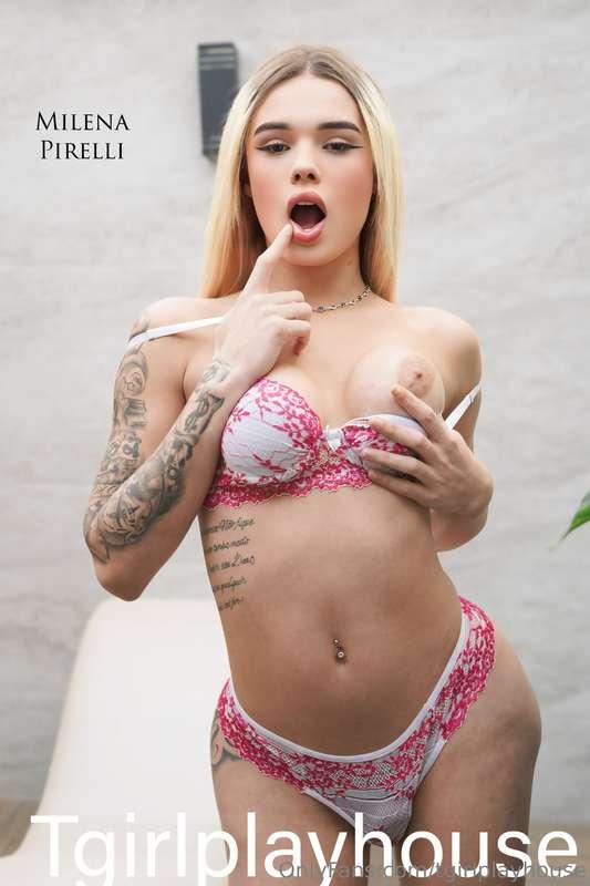 🇧🇷Big Booty Brazilian Milena Pirelli is making her Playhouse..