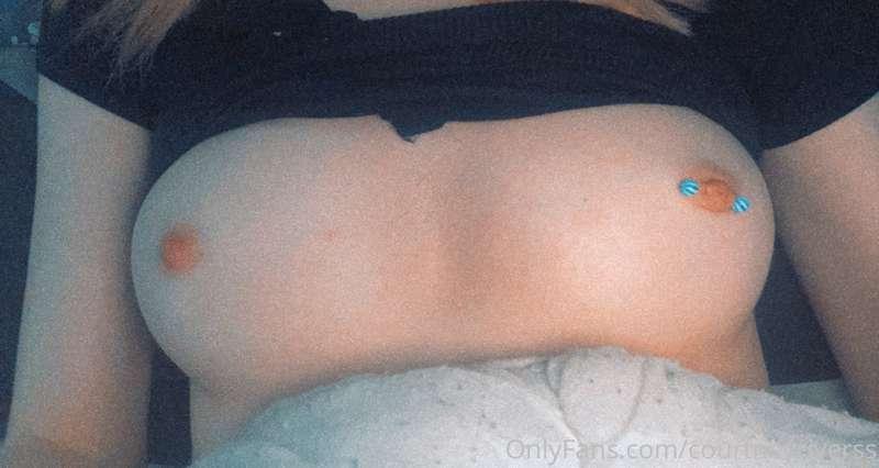 Suck them x