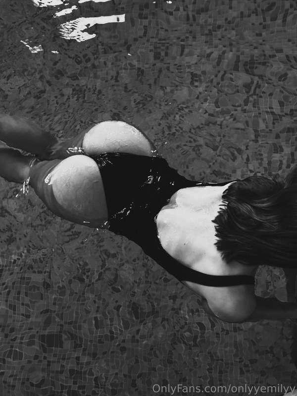 💦