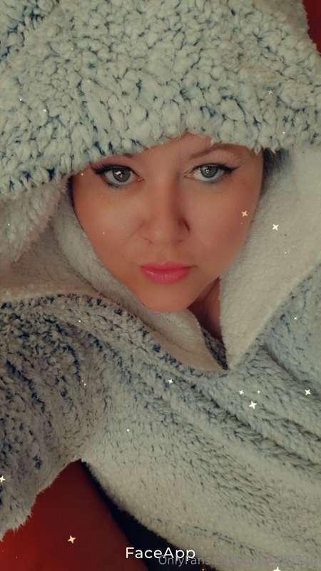 Cum cuddle Me? U want to baby?