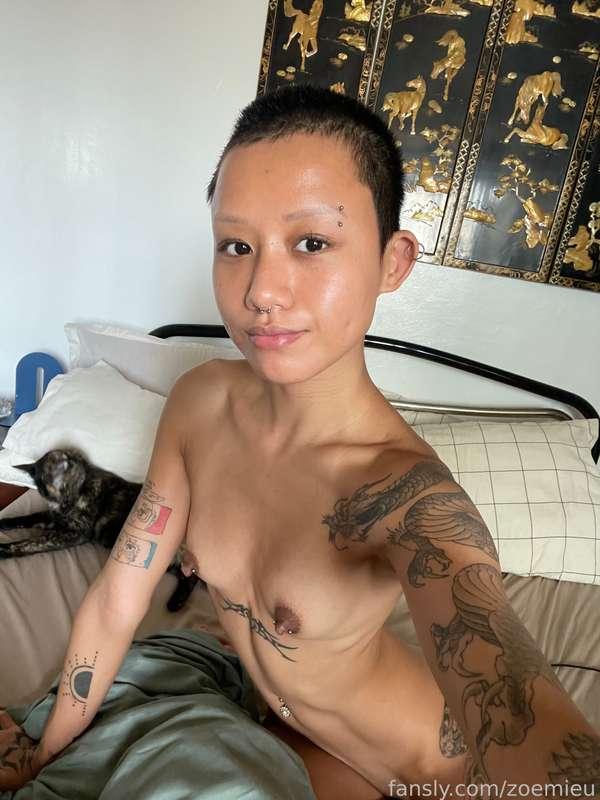 zoemieu image #1