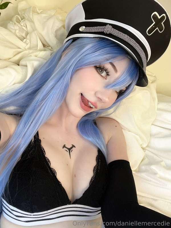 daniellemercedie image #3