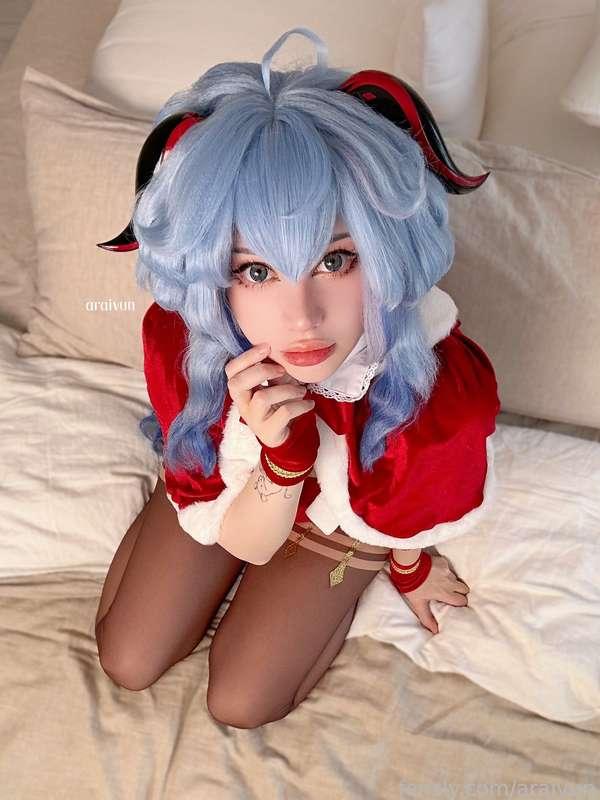 Happy 1st day of Winter!❤️🎄❄️✨

#ganyu #christmas #cosplay #cosplayer #kawaii #cute #tights #legs #genshinimpact #gamecosplay #geeky #geekgirl 