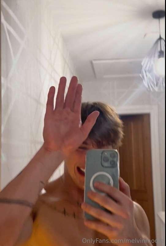 melvinmoore image #4