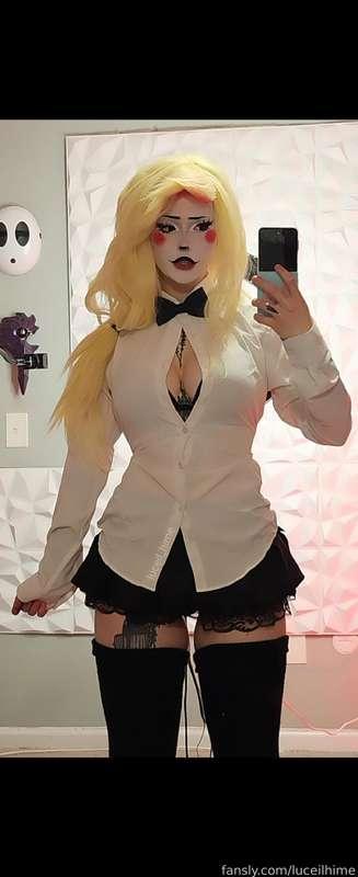 Got lots of cute acharlie pics today ~ 🖤

#cute #cosplay #hazbinhotel #charliemorningstar #anime #alt #egirl #fetish 