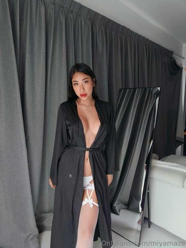 I'm a good girl with very bad thoughts 😈😉
