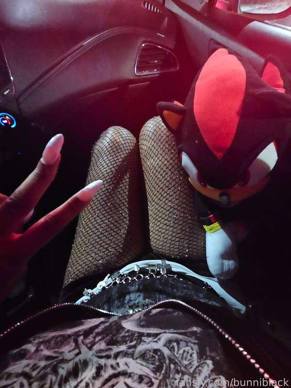 bunniblack image #0