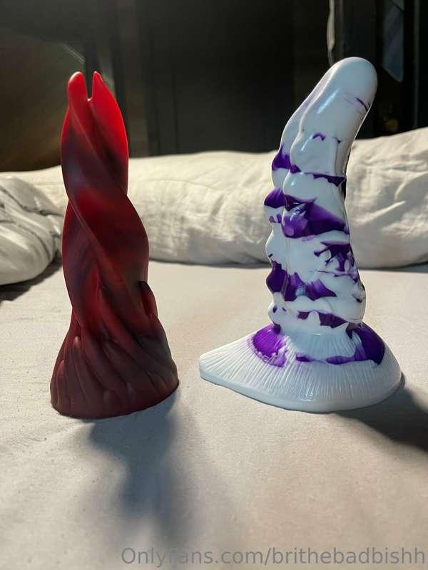I have some new friends 😁 Al!en cock and H€lls Tw!sted Ton👅u..