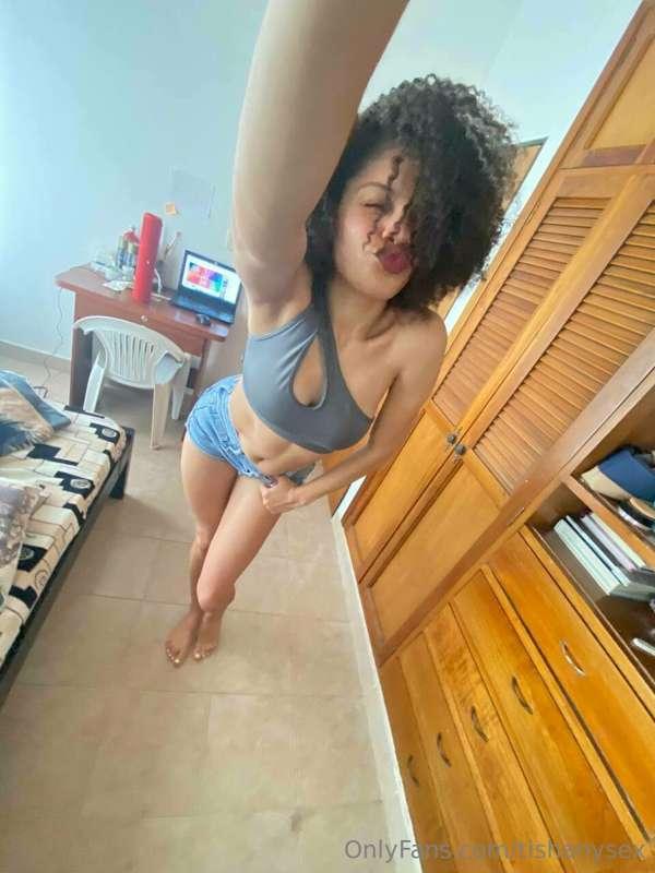 I´m naughty and I wanna play ... 🍑😝