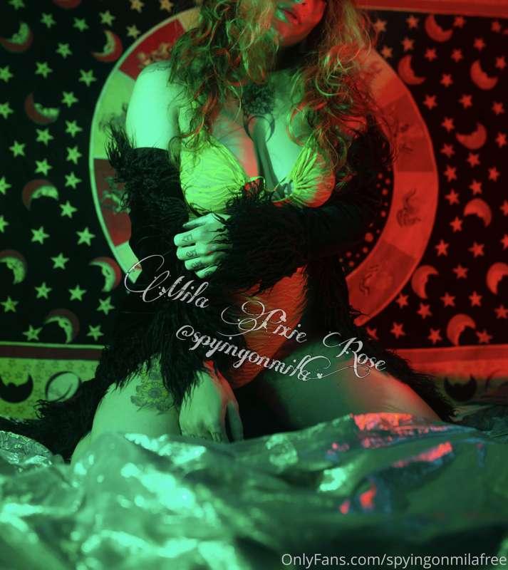 Don’t be a loser, follow my hot nasty dirty account ❤️‍🔥