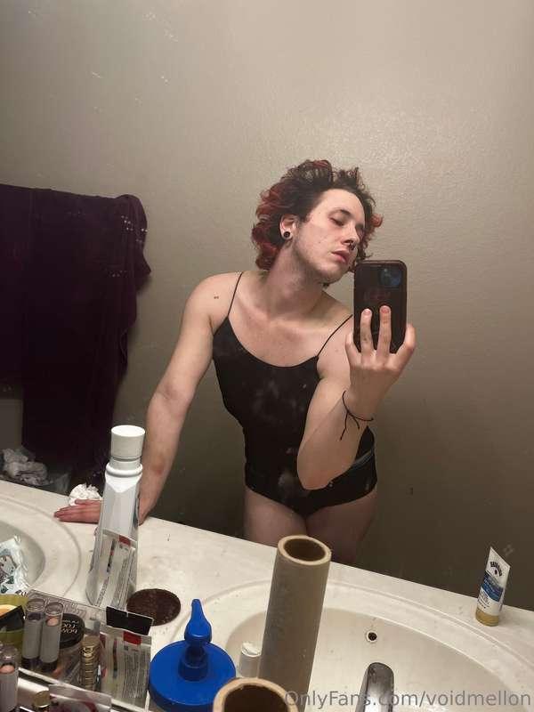 Gonna start posting again soon 😘 here’s some selfies for all..