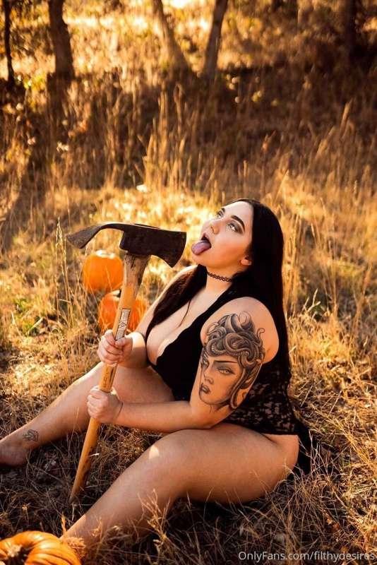 Happy almost Halloween 🤤🎃