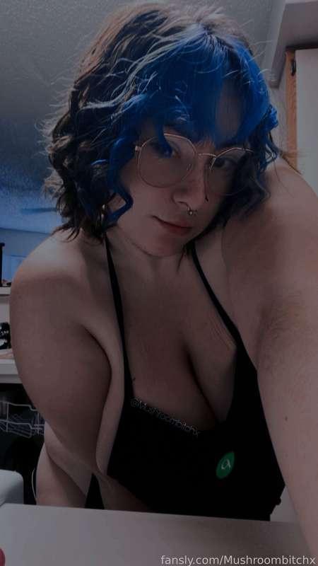 mushroombitchx image #1