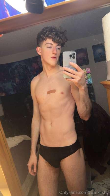 twink_shy image #0