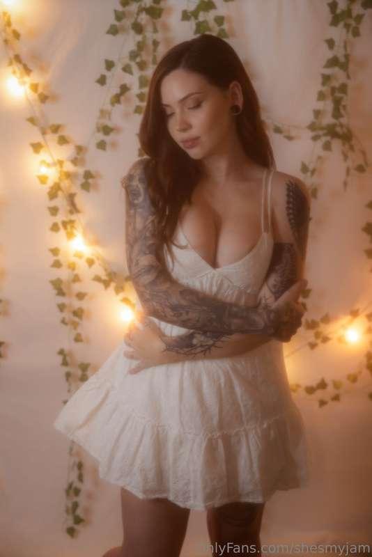 I hope i give you wet dreams tonight🤍