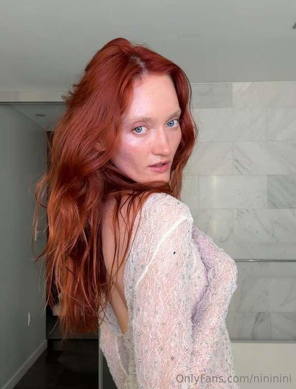 going into Wednesday so soft like lace💋